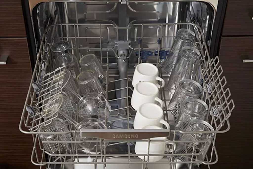Не включается посудомоечная машина  Altus